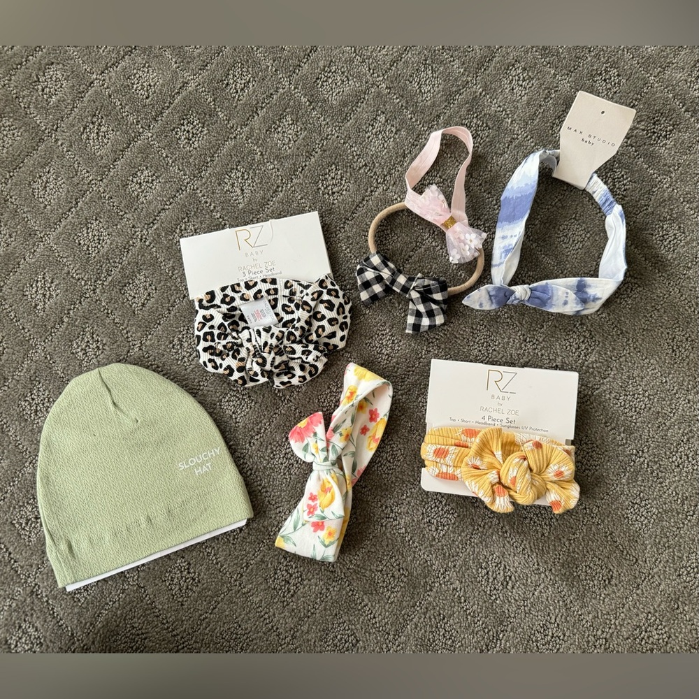 Mixed lot of NWT & lightly worn  baby bow headbands hat bundle random brands